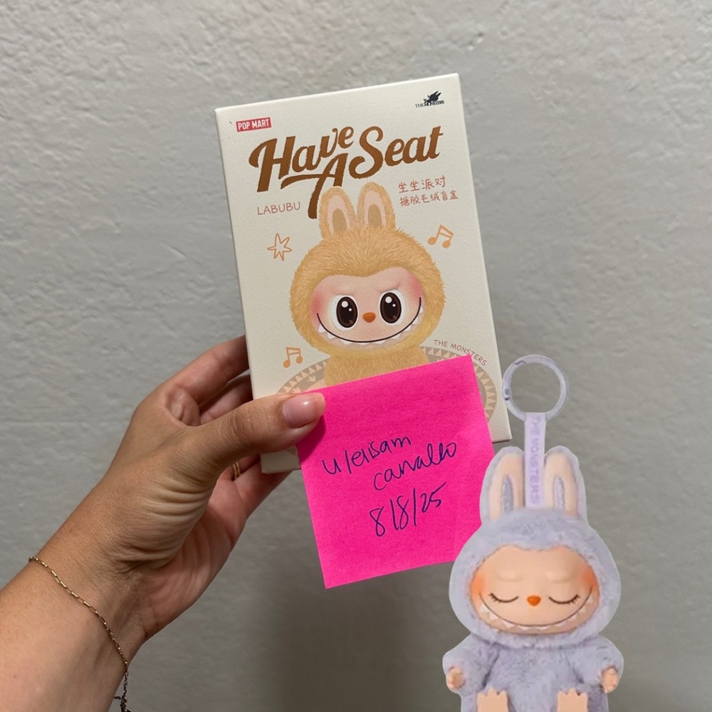 AUTHENTIC Have A Seat Labubu- Zizi 💜